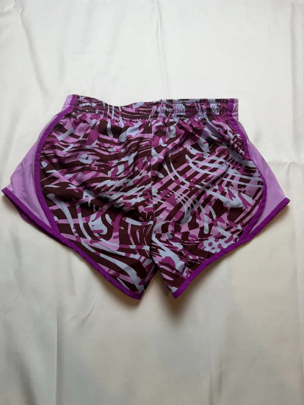 Nike Purple Patterned Girls Athletic Shorts Size small